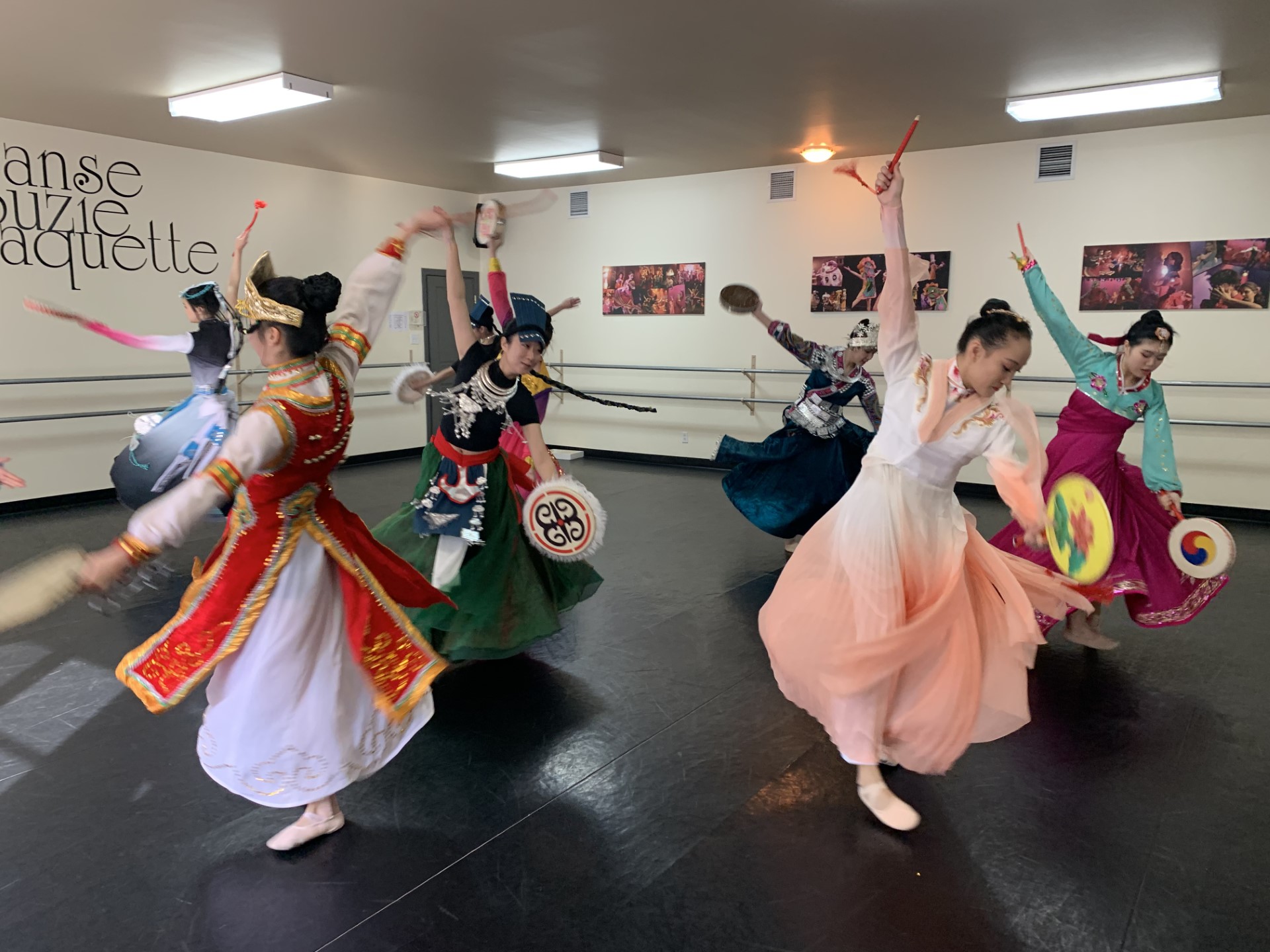 Десетки хиляди китайски жители на Монреал скоро ще празнуват лунната