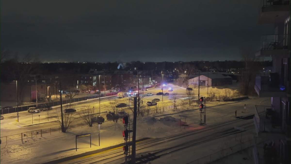Police in Longueuil, Que., are investigating a fatal shooting Thrusday in the parking lot at the Saint-Lambert train station.