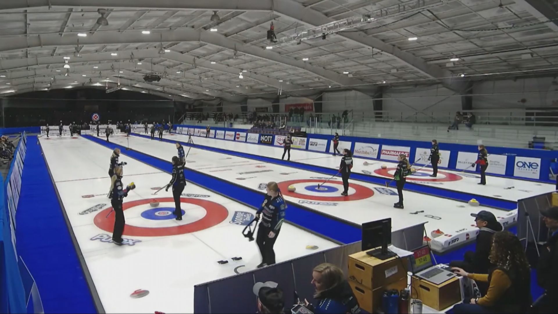 Championship Round Shaping Up At Manitoba Scotties Winnipeg   SCOTTIES 