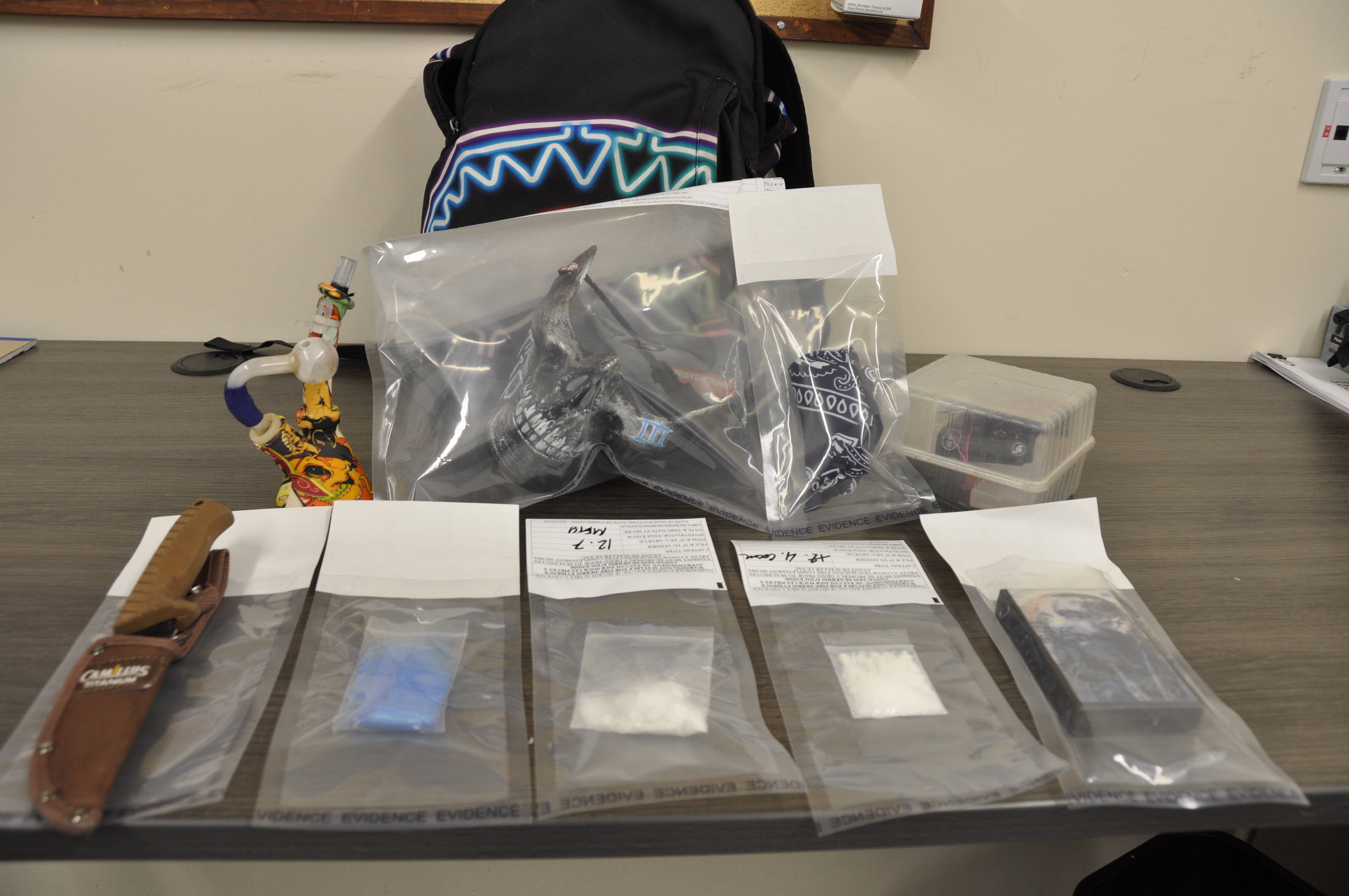 38 годишен заподозрян с множество заповеди за ареста му вече е