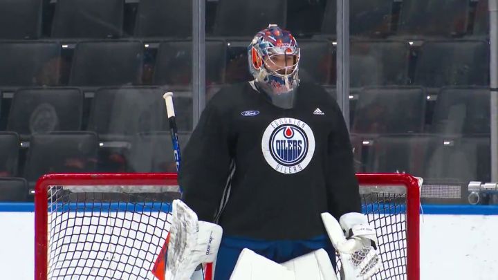 Edmonton Oilers goaltender Stuart Skinner at a team practice on Jan. 4, 2024.