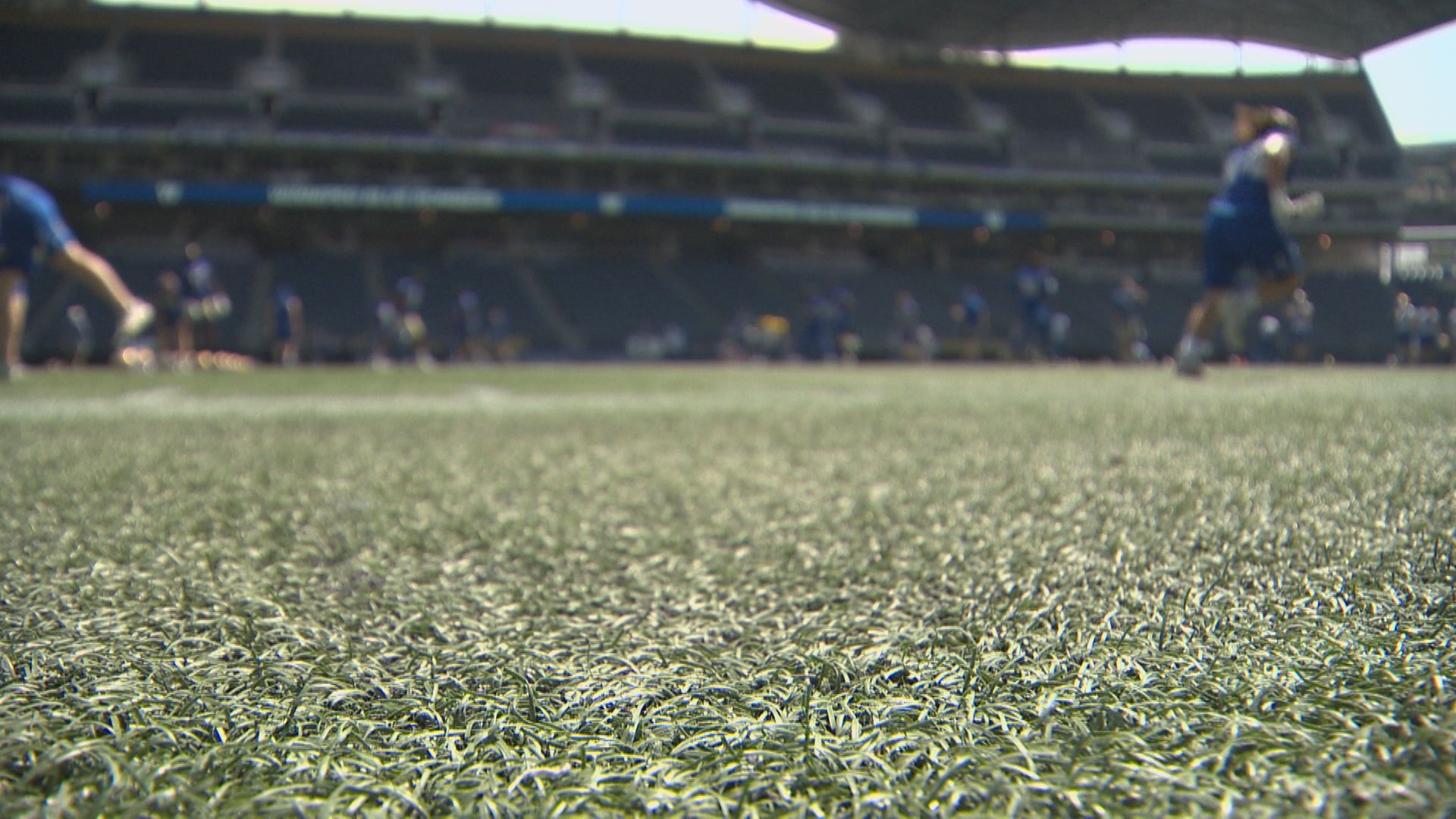 Играчите на Winnipeg Blue Bombers може да получат по меко кацане