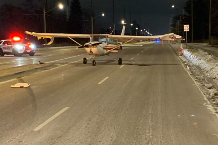 Engine failure forces plane to make emergency landing on street in Ajax