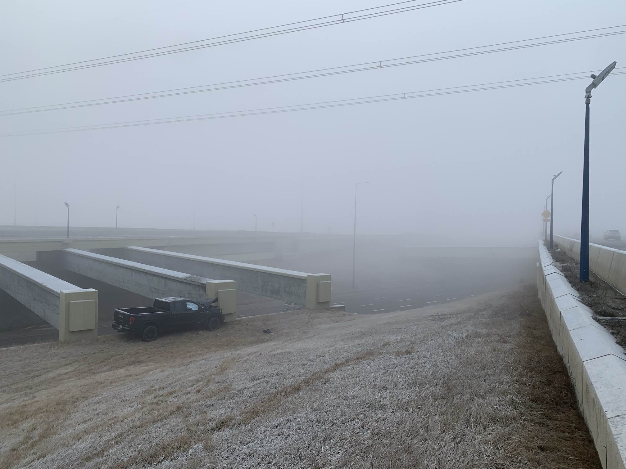 2 people sent to hospital after truck hits pillar on Henday in south Edmonton