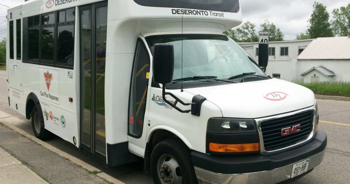 Deseronto Transit разширява услугата си за да включва спирки в