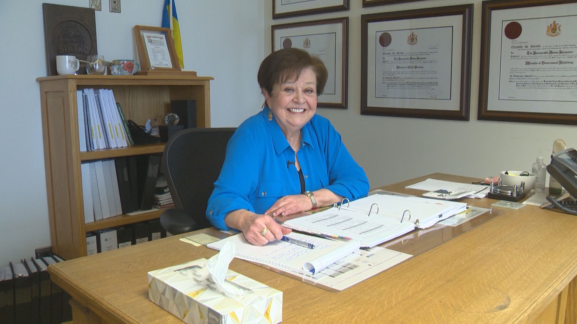 След 25 години в политиката и 16 години в кабинета