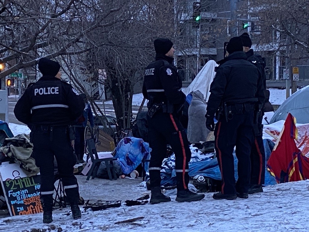City, police prepare to dismantle 8th ‘high-risk’ Edmonton homeless encampment