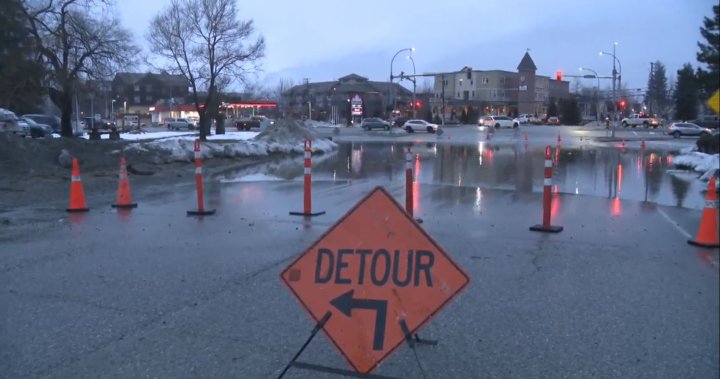 Предупреждението за евакуация е разширено в множество райони на долината Пембъртън поради риск от наводнения