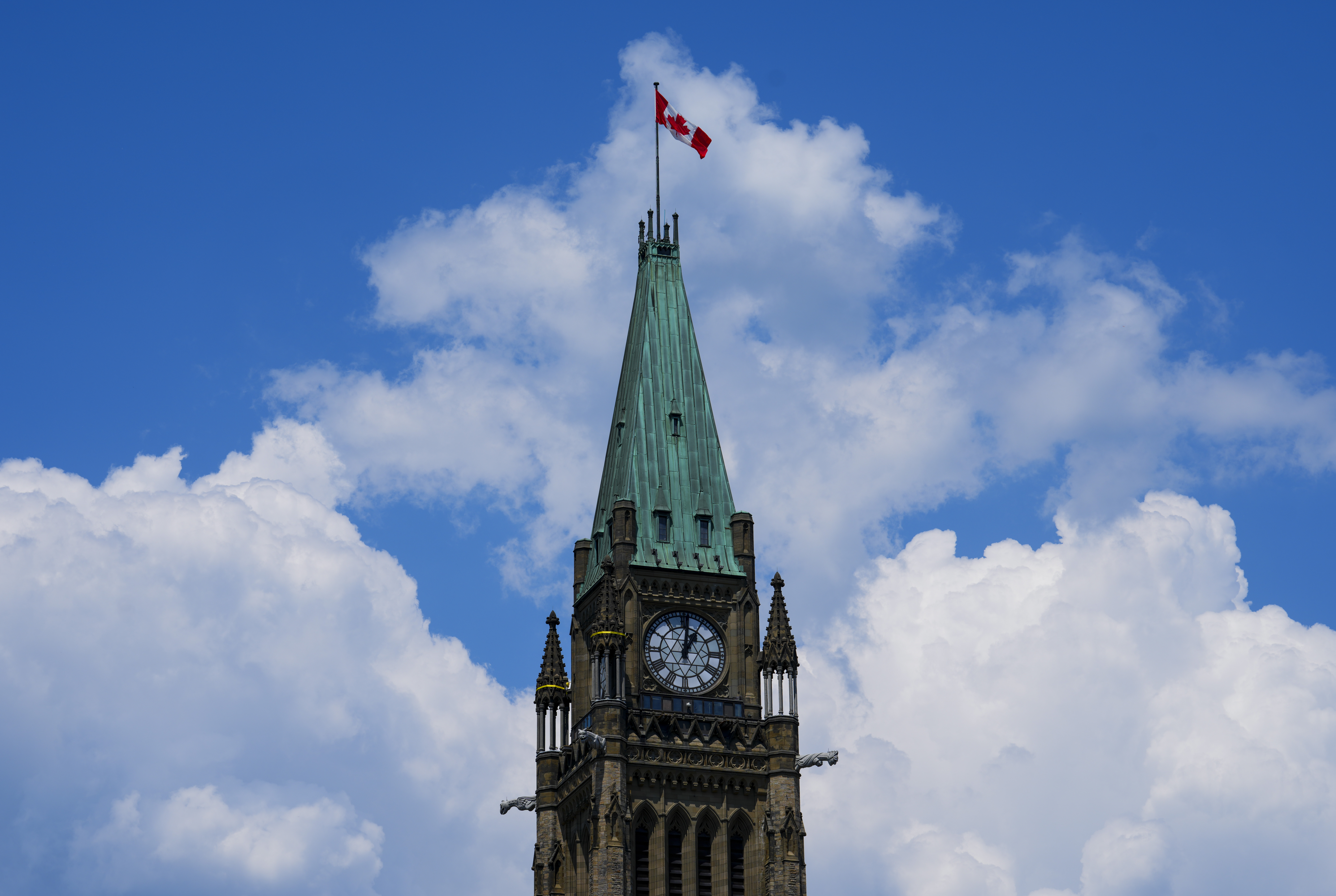 Федералните публични служители предупредиха правителството преди две години че голямото