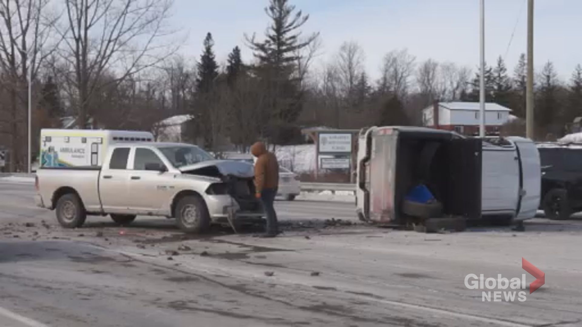 Никой не е пострадал сериозно след сблъсък с Т образна кост