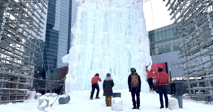 12 метрова ледена стена може да ви спре докато минавате покрай