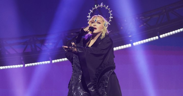 Мадона съдена от фенове за започване на концерт в Ню Йорк с повече от 2 часа закъснение