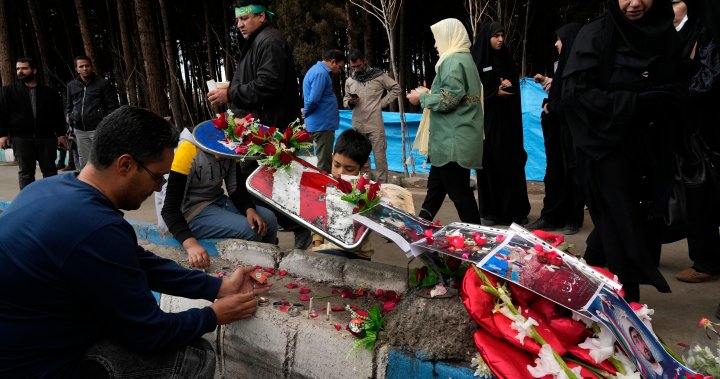 Ислямска държава казва, че е отговорна за смъртоносните самоубийствени атентати в Иран