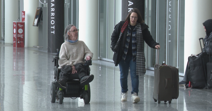 На пътник отказаха да се качат на борда на полета на Портър от Калгари до Торонто поради инвалидна количка