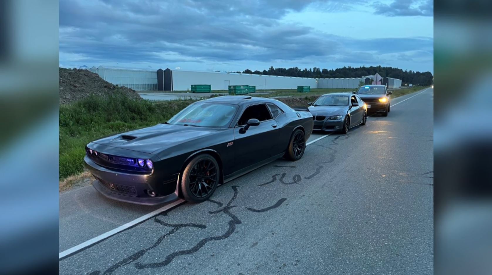 Повече от 100 превозни средства са конфискувани и са издадени