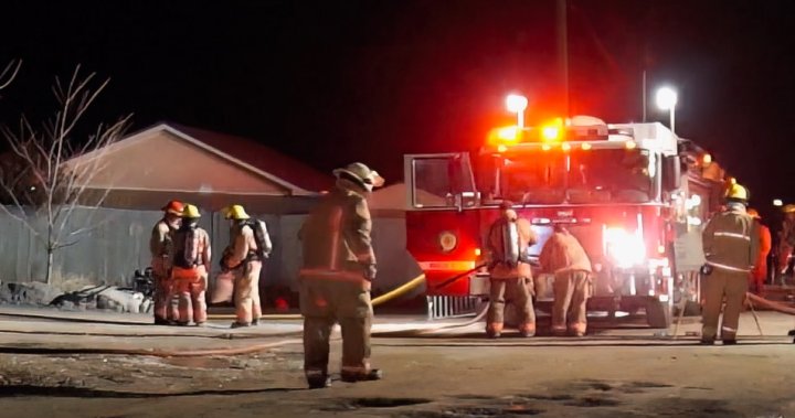 Няма съобщения за пострадали след като пожар избухна в ресторант