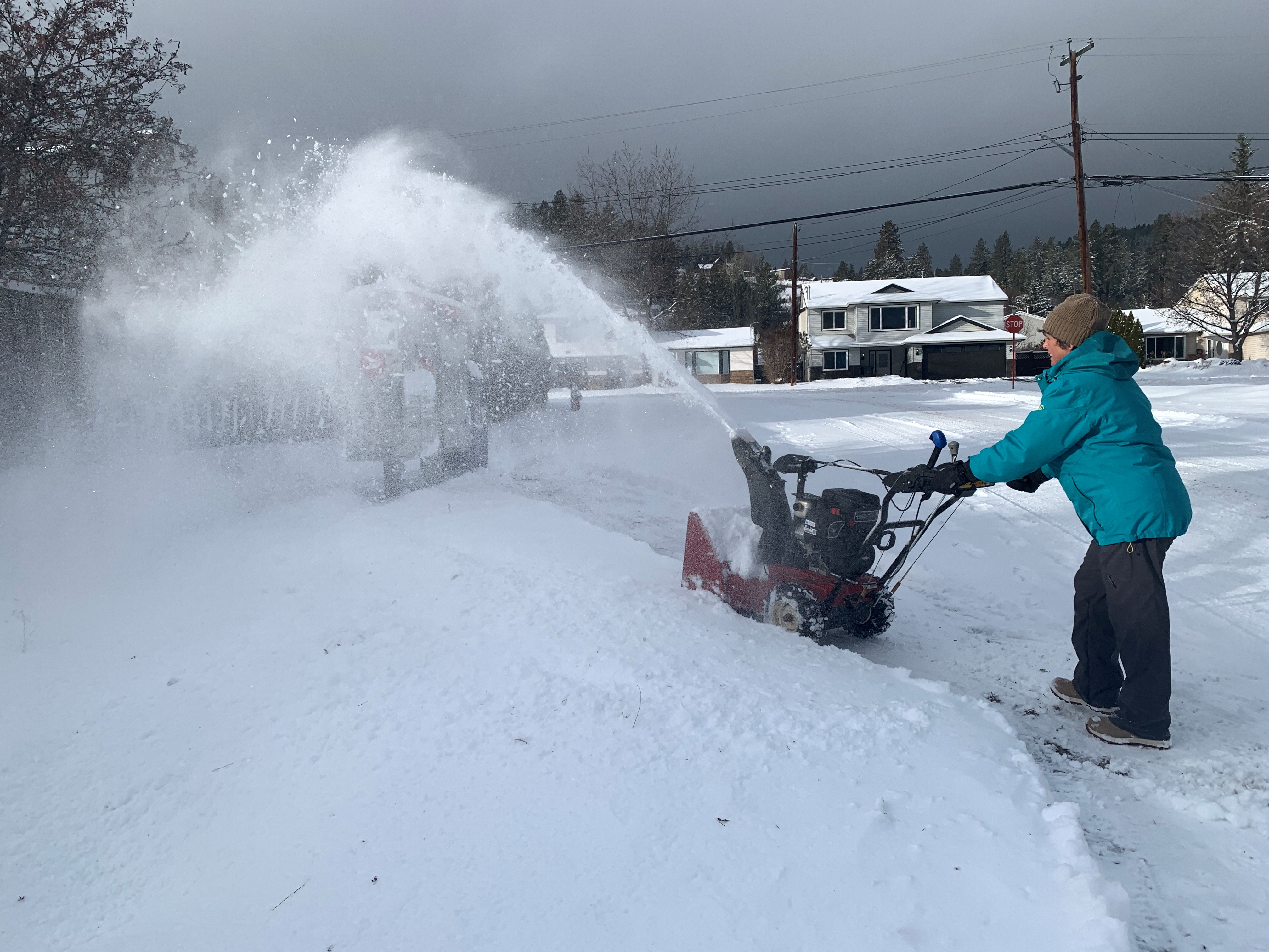 Okanagan S First Winter Snowfall Comes Unusually Late Okanagan   Snow Removal 