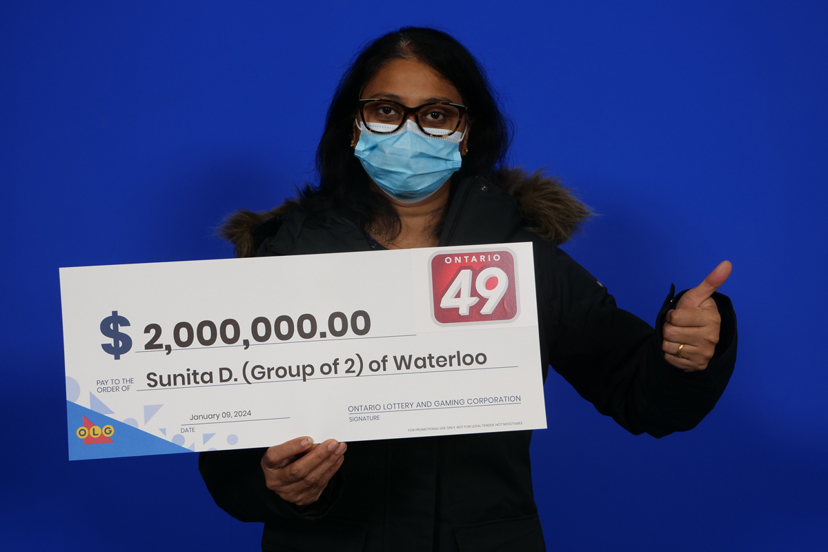 ‘I started shaking,’ Waterloo woman says after collecting major lottery win