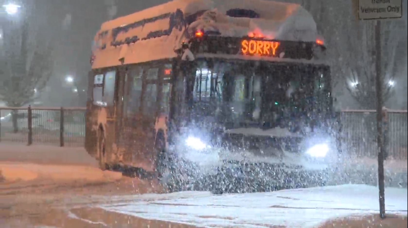 TransLink предупреждава пътуващите до работното място и пътниците че поради