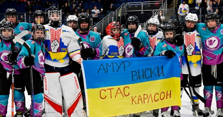 Една година след като група от подрастващи украински хокеисти станаха