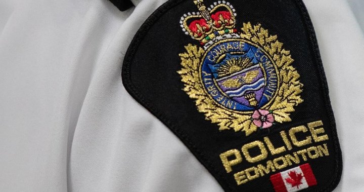 Мъж от Едмънтън е изправен пред повече от 40 обвинения след иззети 3D огнестрелни оръжия при разследване в Канада