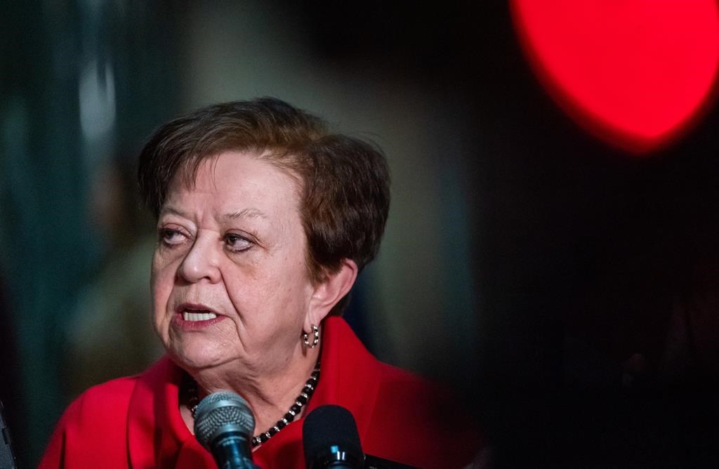 Четирима министри от кабинета на Саскачеванската партия всички дългогодишни MLA