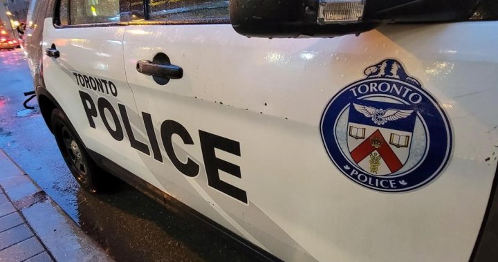 17-годишно момче от Торонто е арестувано във връзка с поредица