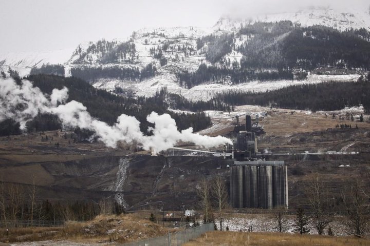 What G7 phase-out of ‘unabated’ coal-powered energy means for Canada