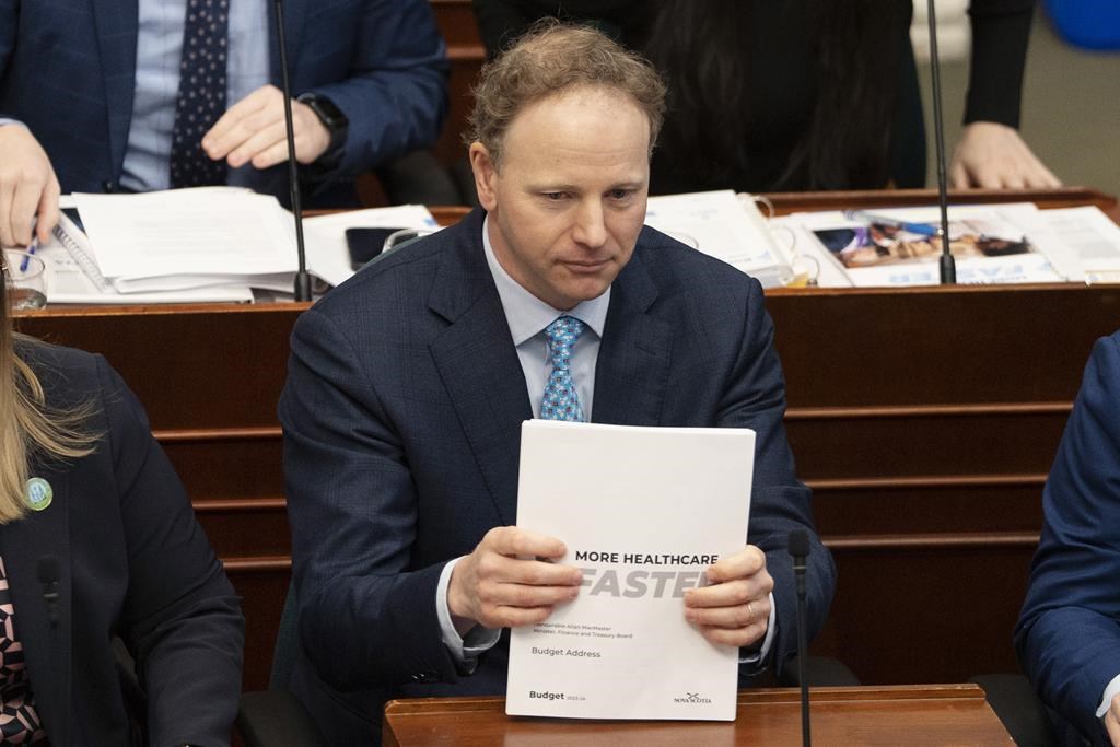 Правителството на Нова Скотия казва че ще похарчи малко над