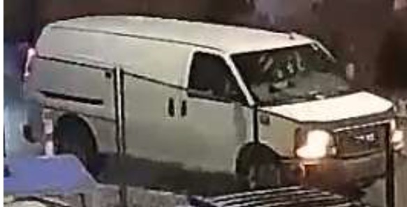 Много заподозрени се издирват след като мед на стойност около