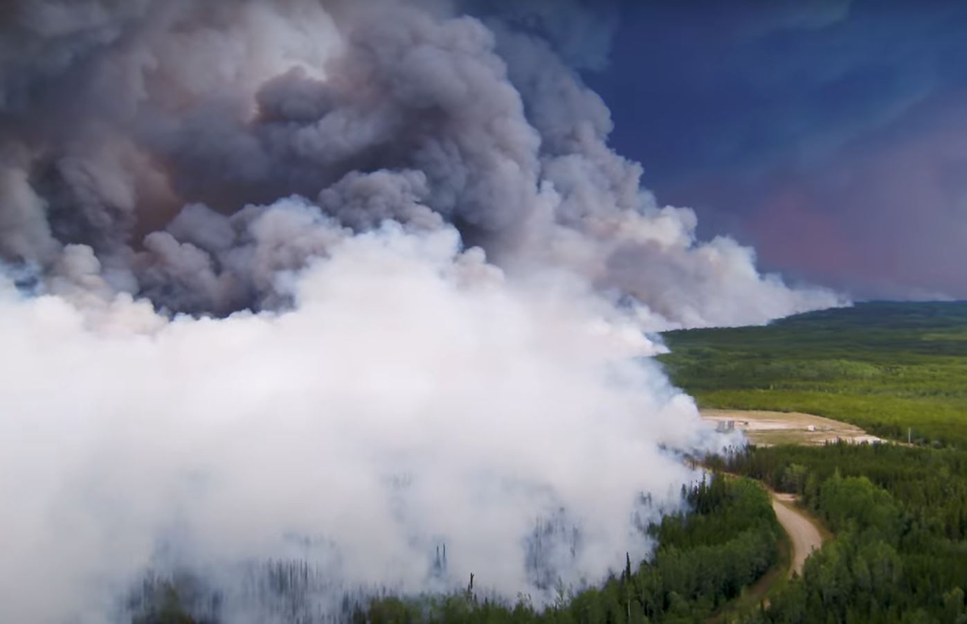 С потенциално сухо лято Британска Колумбия казва че инвестира повече