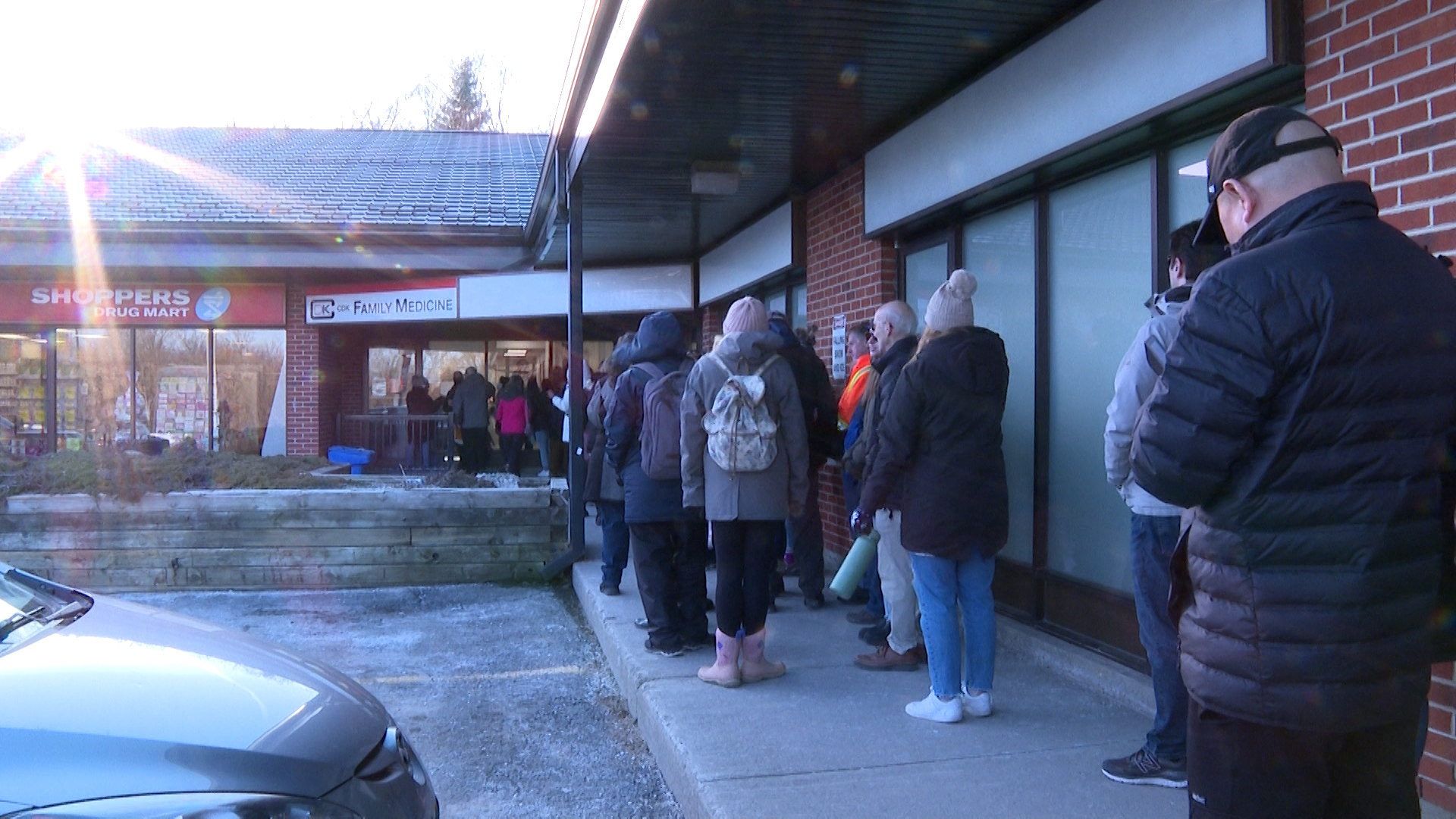 Клиника в Кингстън съобщи че е регистрирала 600 пациенти с