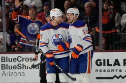 Continue reading: Edmonton Oilers come to life in 3rd period to beat Coyotes