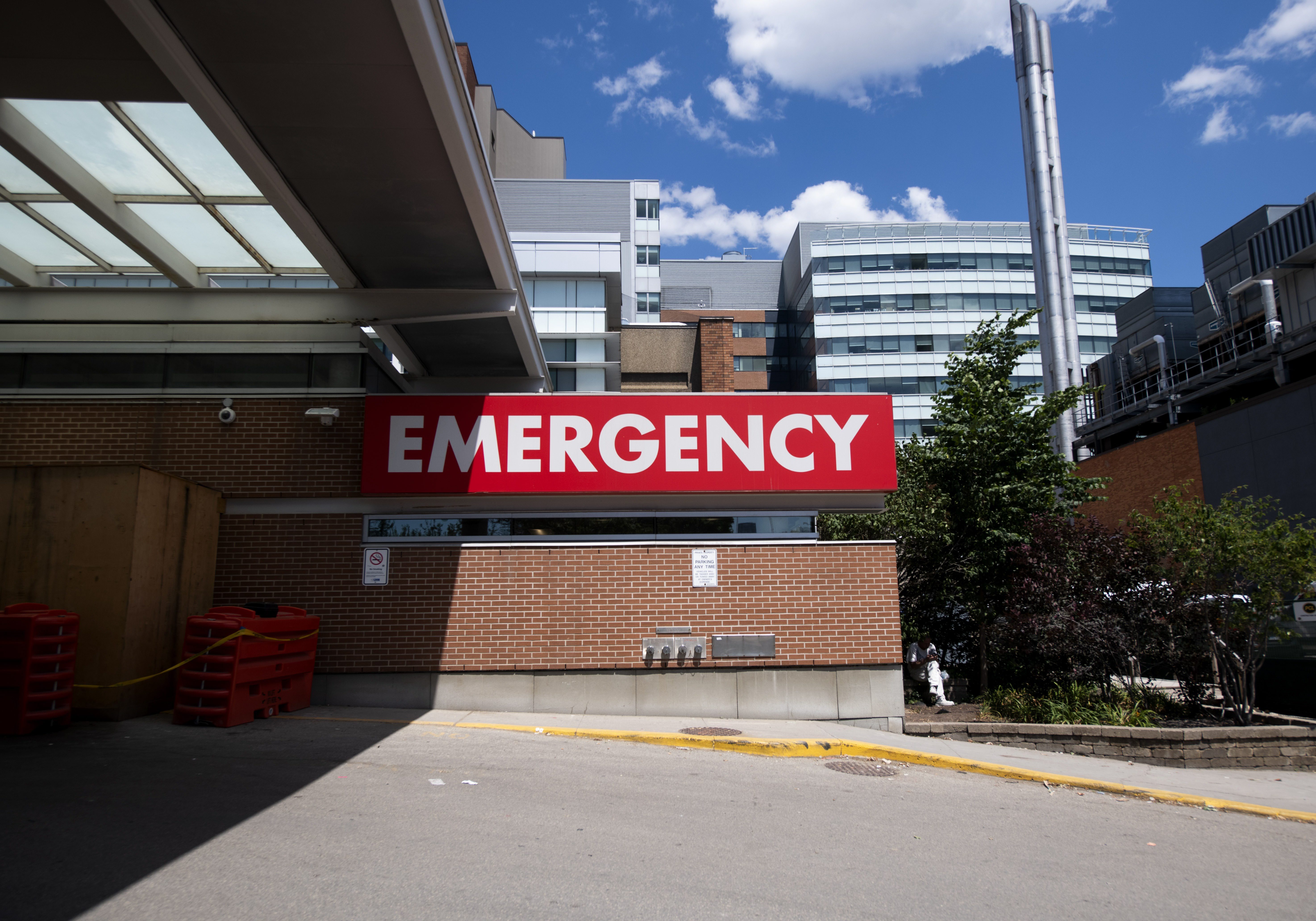 Правителството на Ford обяви че ще похарчи стотици милиони долари