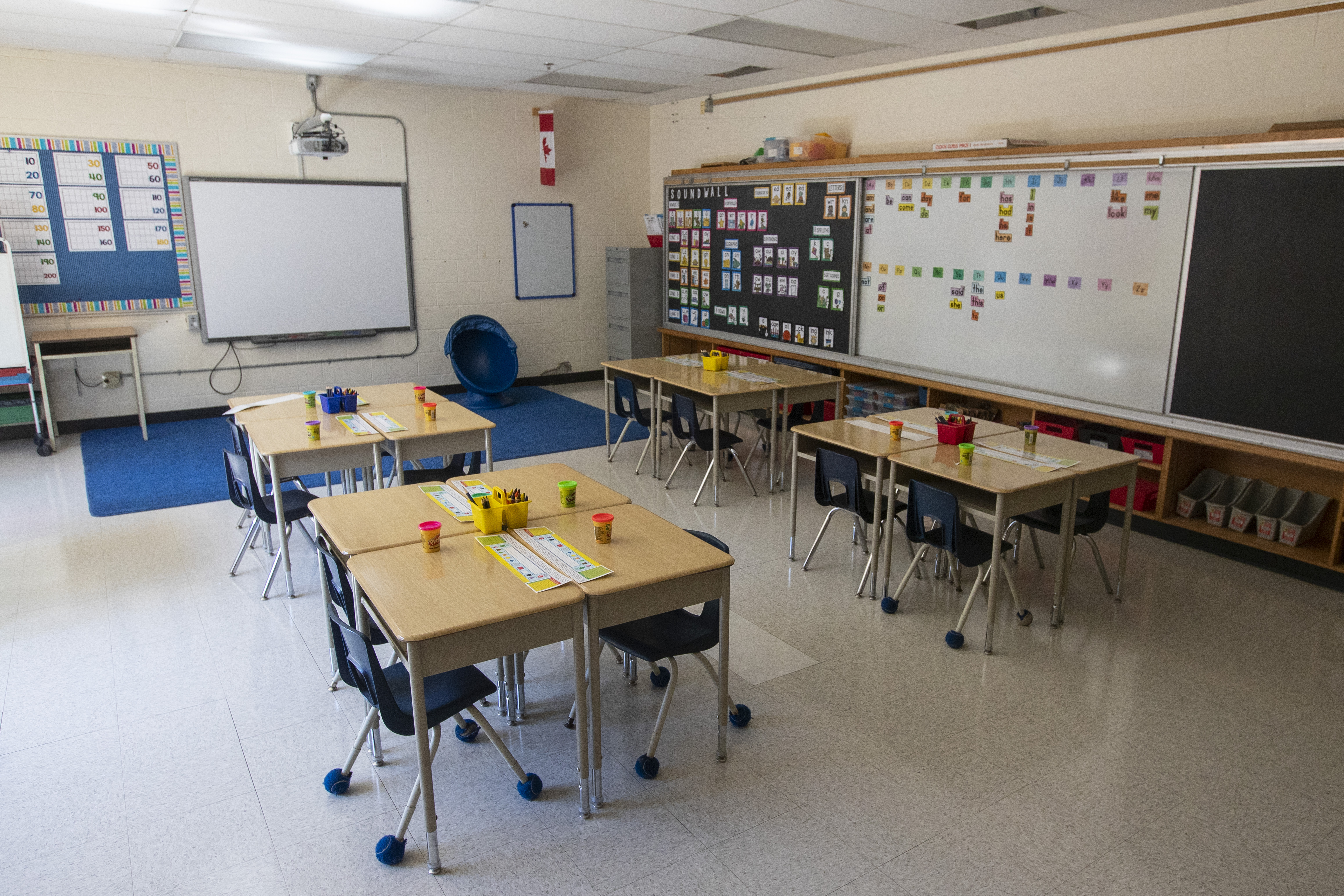 Учителите в Онтарио сключиха значително споразумение за изплащане на задълженията