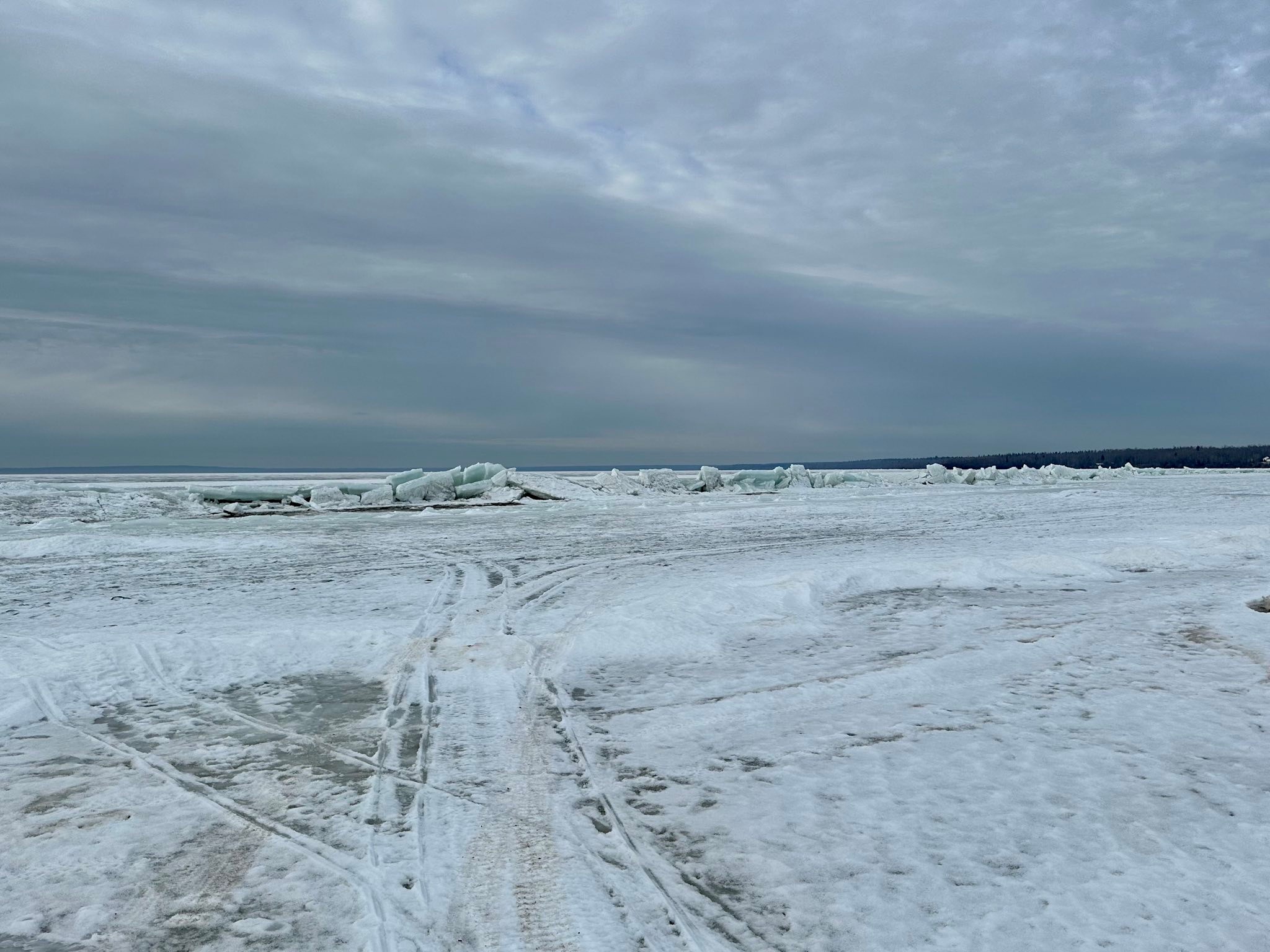 Athabasca RCMP напомня на шофьорите да обърнат внимание на променящите