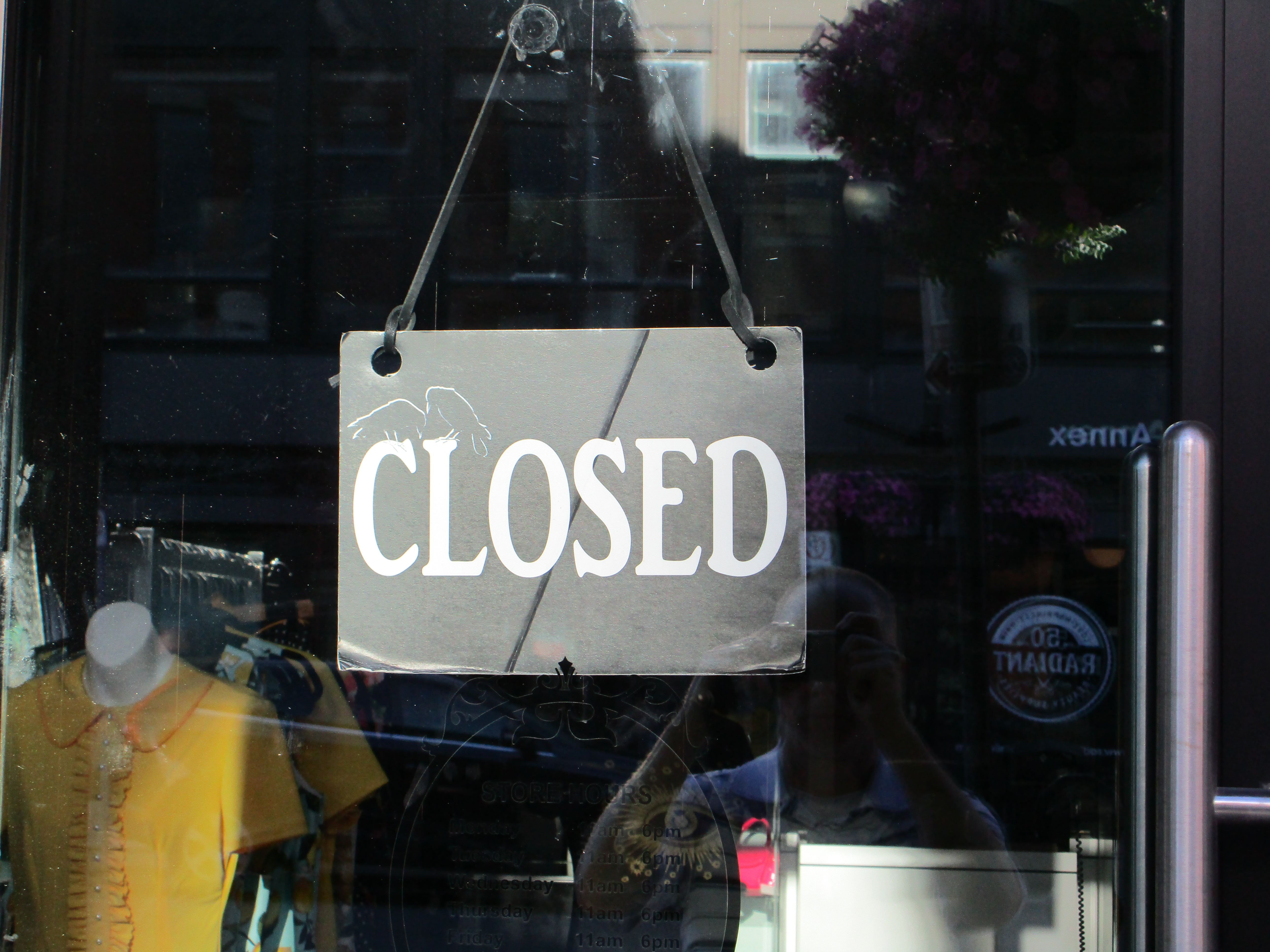 What s open and closed in Hamilton Burlington and Niagara Region