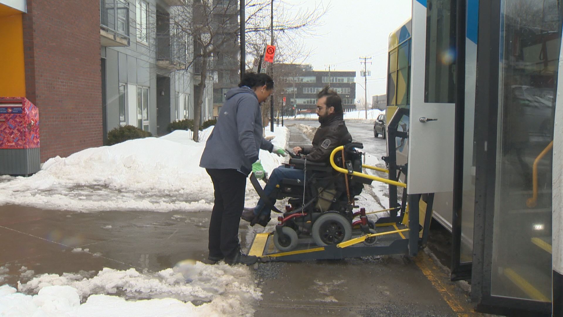 ‘Practically a shut-in’: Montrealers with reduced mobility calling for better snow, ice removal