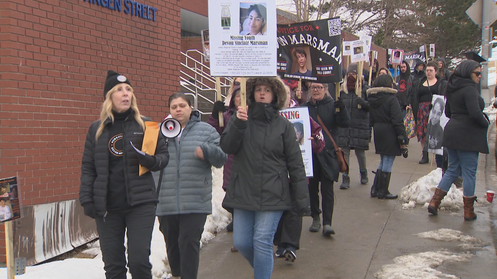 Две години след изчезването на тийнейджър от района на Халифакс