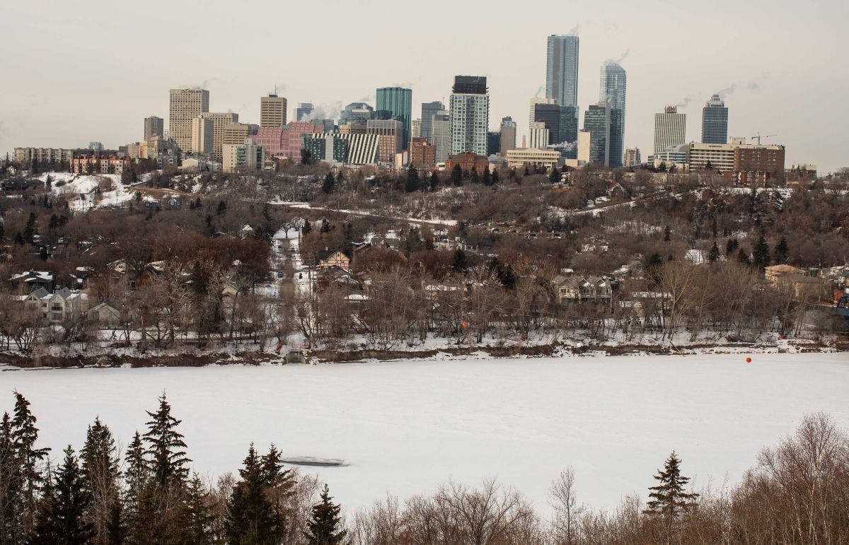 Преди деня на бюджета министър председателят Даниел Смит изнесе телевизионно обръщение
