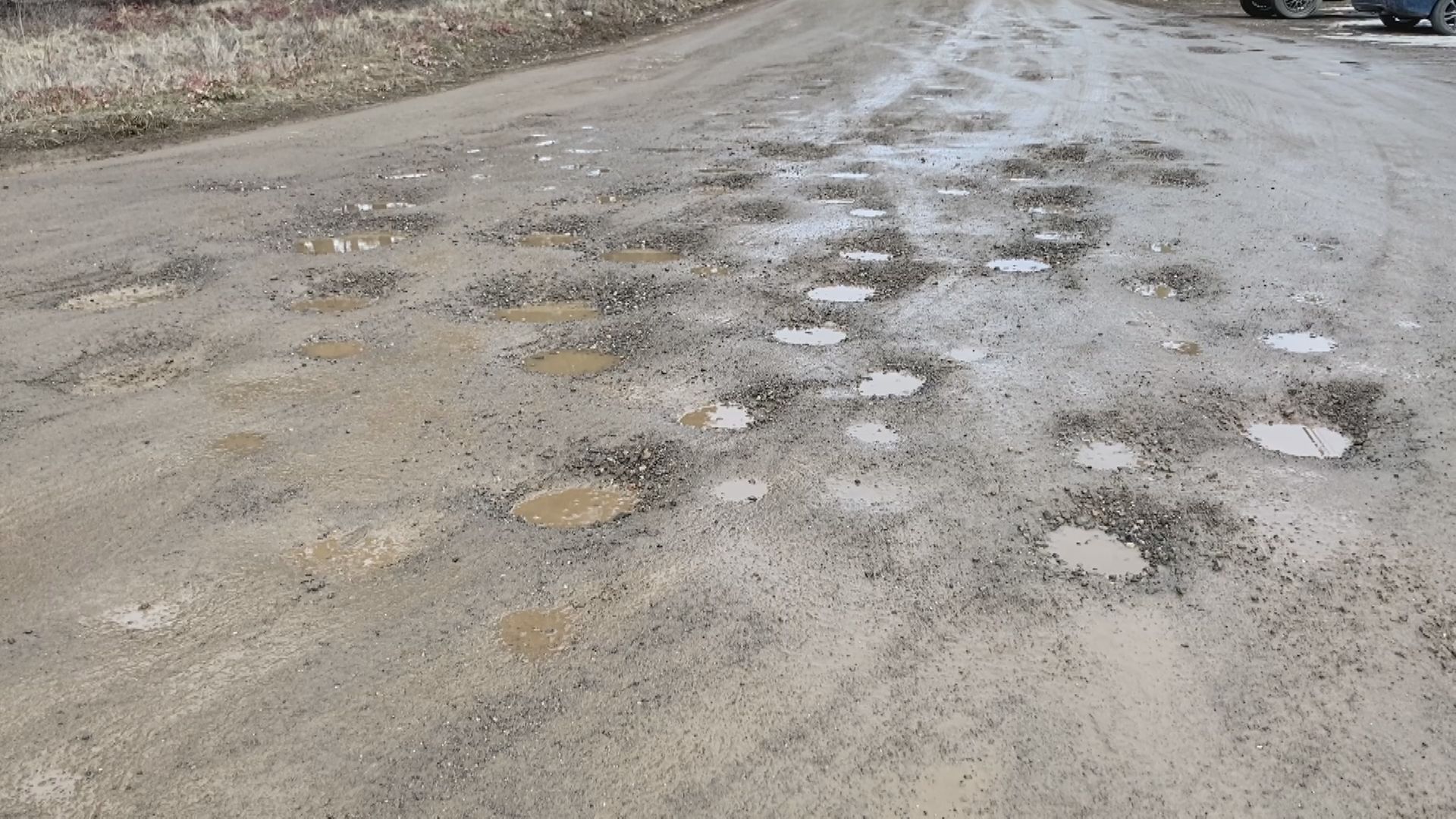 Rough roads causing concerns in Okanagan community