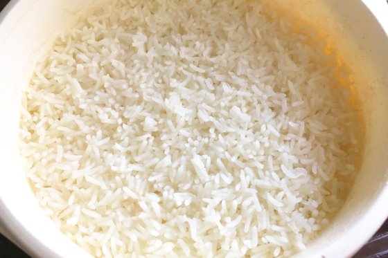 Microwave Cooked plain white jasmine rice in a microwave proof bowl