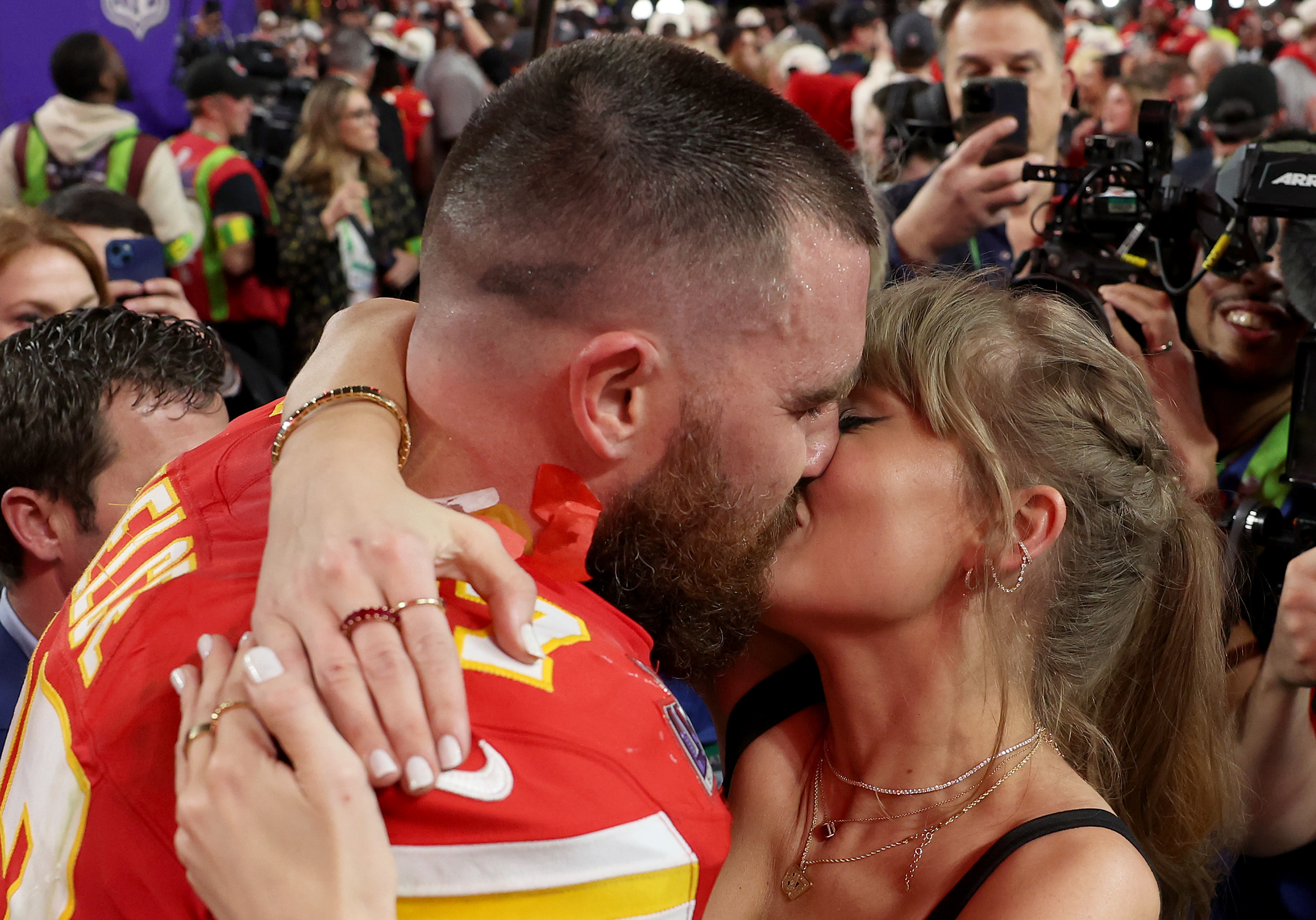 Game? What game? Taylor Swift, Travis Kelce take centre stage at