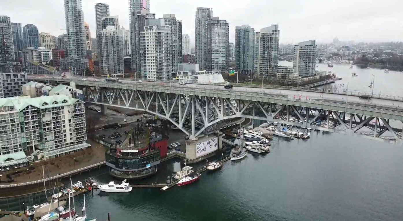 Vancouver council votes to delay decision on Granville Bridge suicide barriers