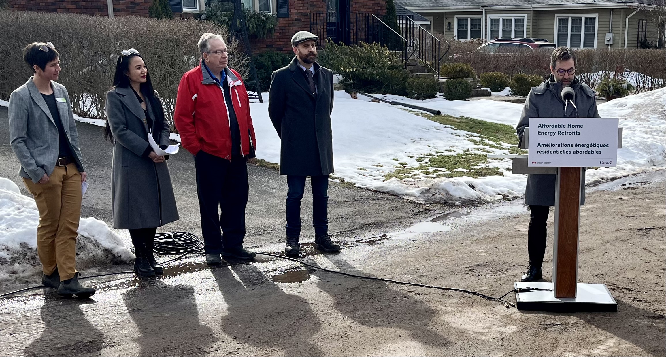 Федералното правителство предоставя 8 6 милиона щатски долара за да помогне