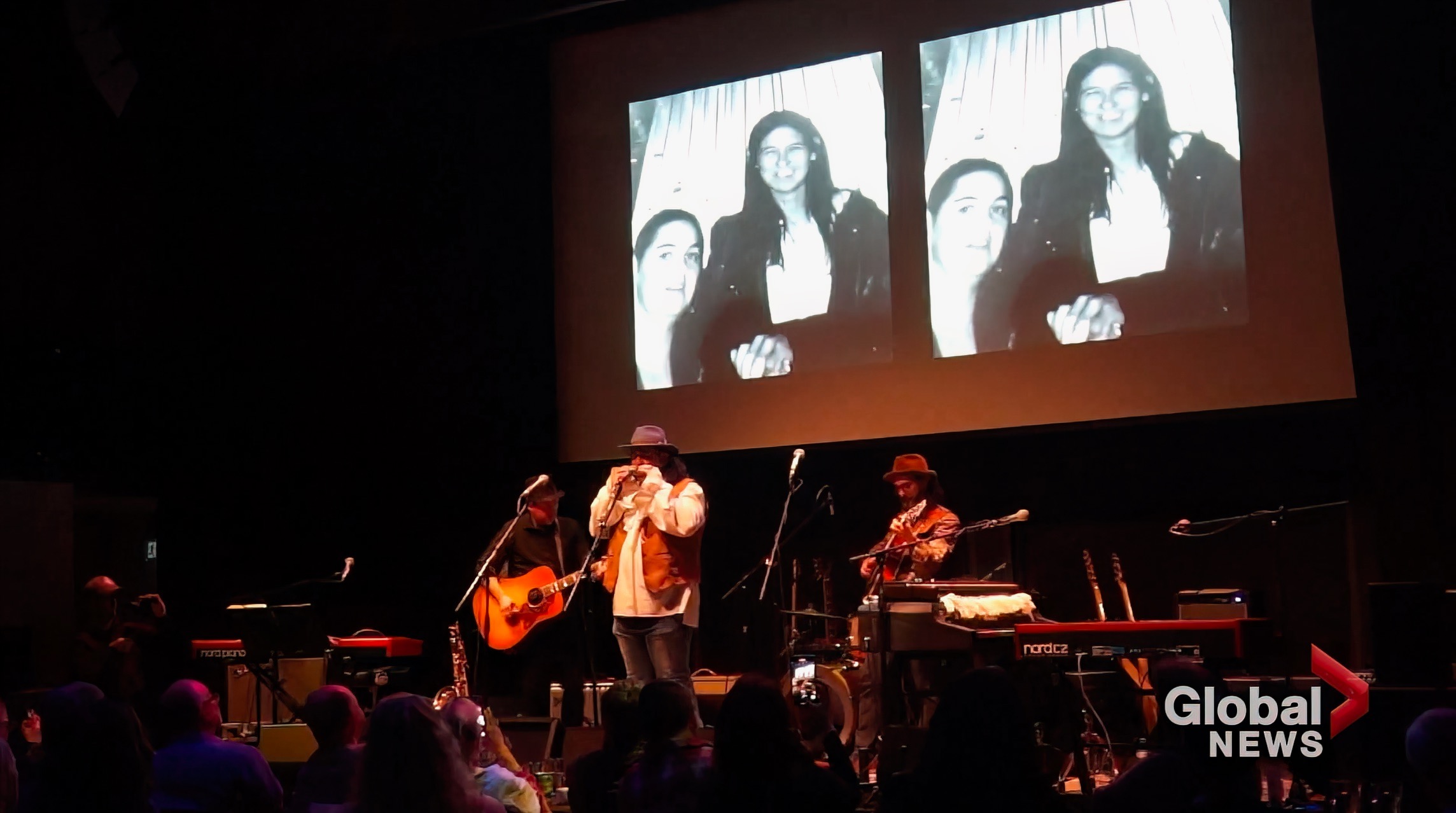 Филип Жоликьор чувстваше че майка му е на първия ред