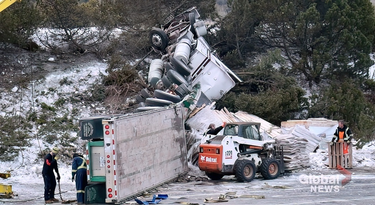 Highway 7 closed east of Omemee for collision - Peterborough - Vimarsana News
