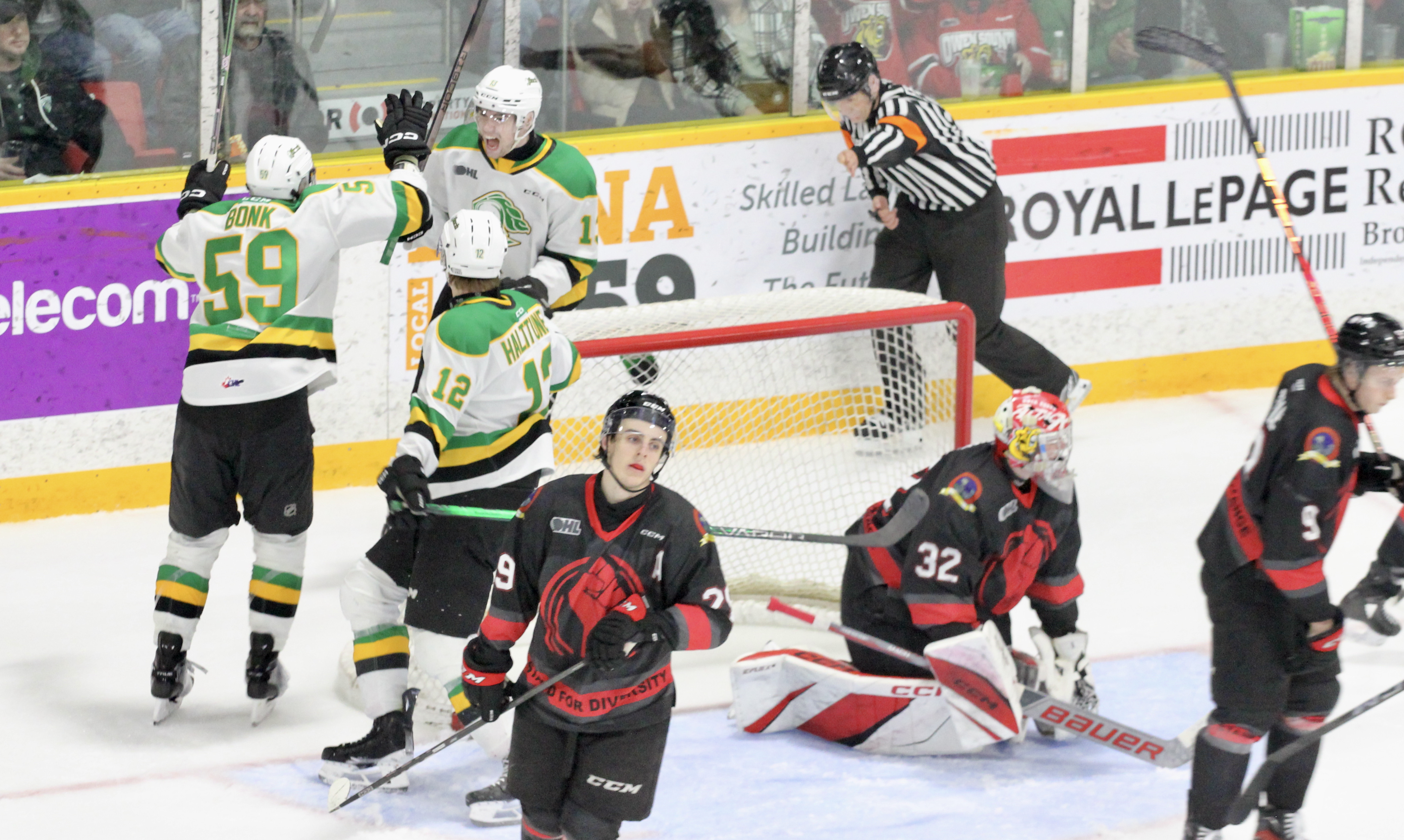 Понякога когато победите отбор в собствената им сграда те ще