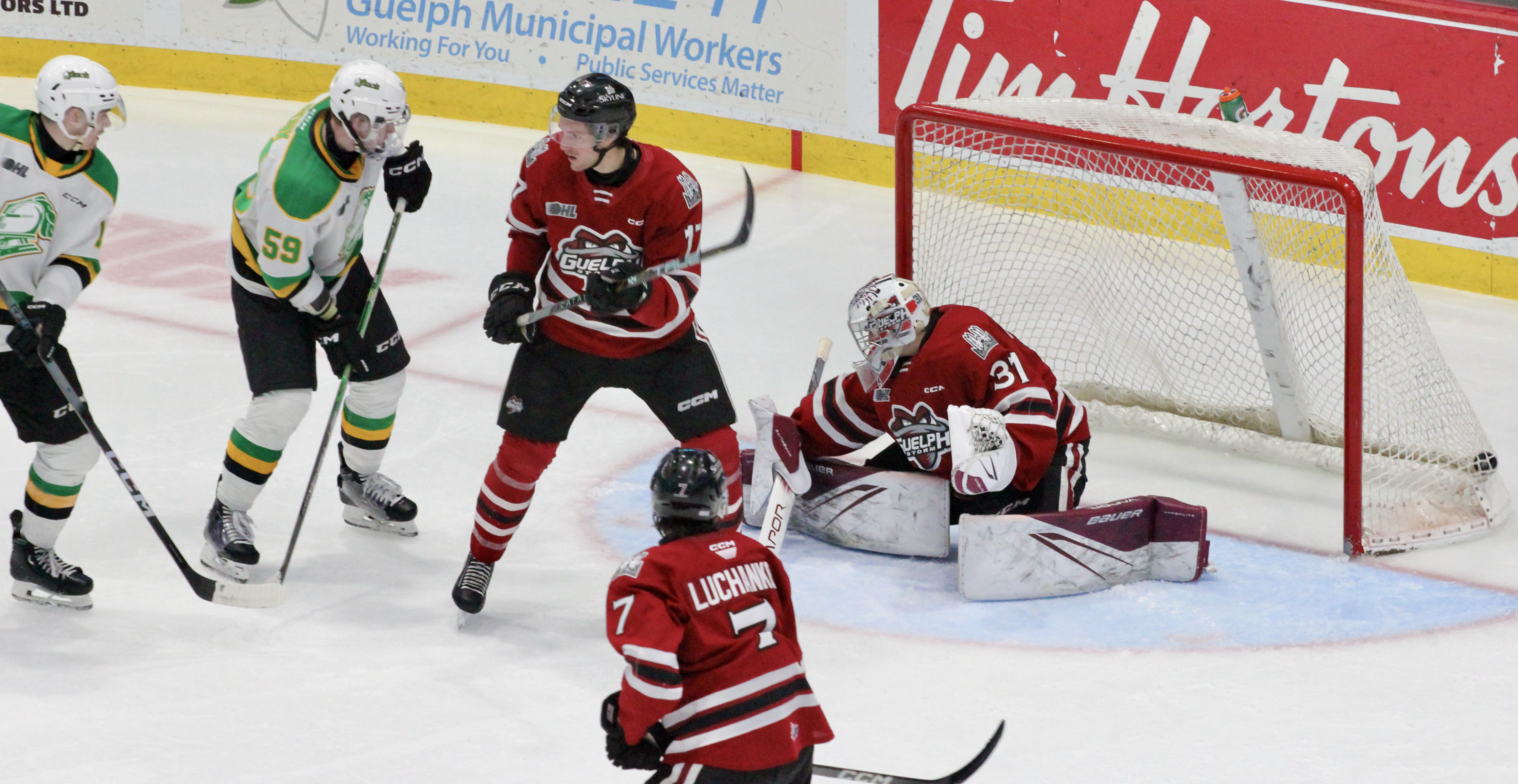 London Knights удържаха победа с 4 3 над Guelph Storm за