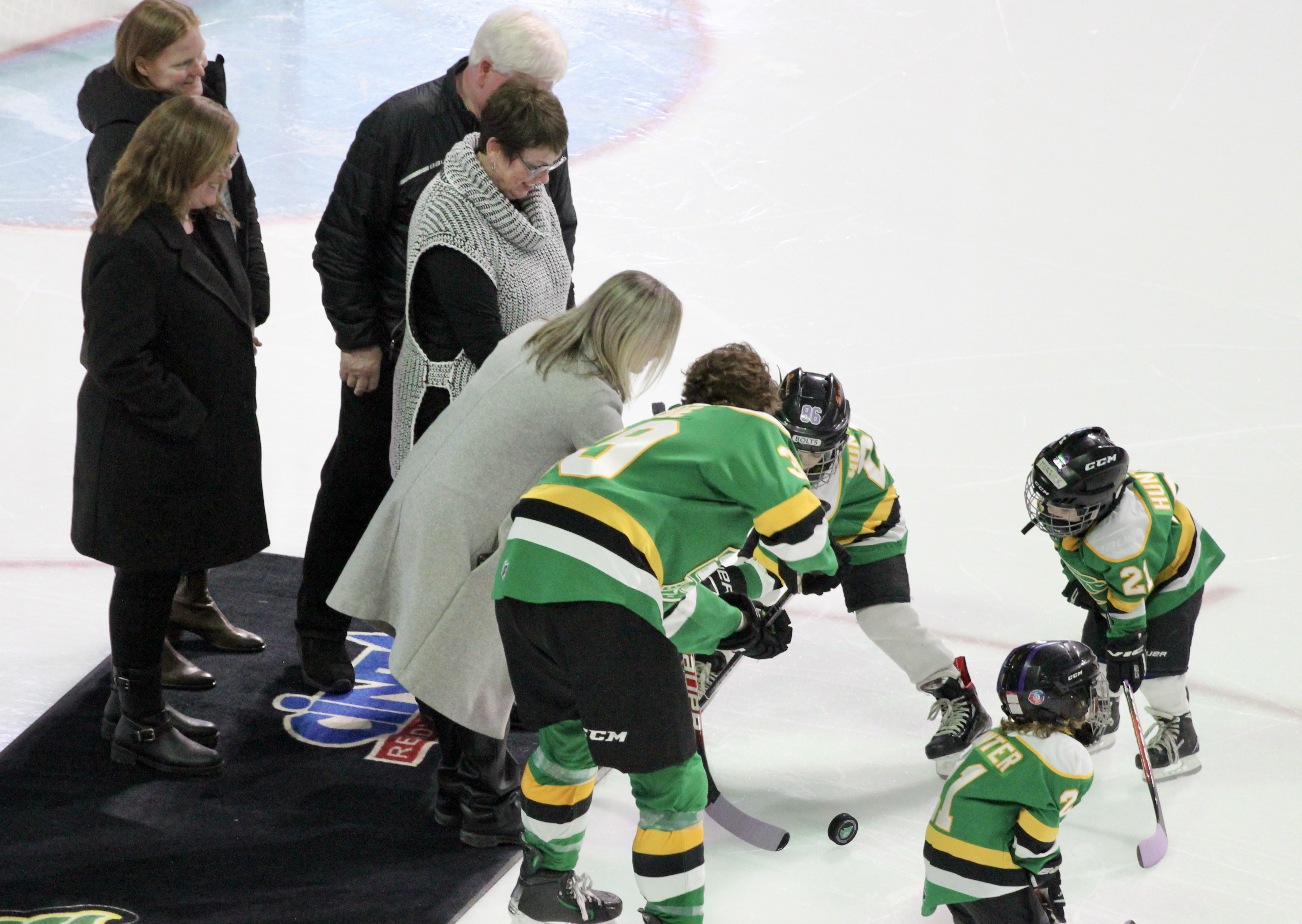 Easton Cowan вкара гол и добави две асистенции докато London